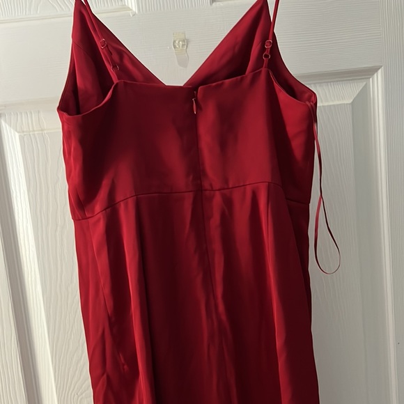 Dress - Picture 3 of 5